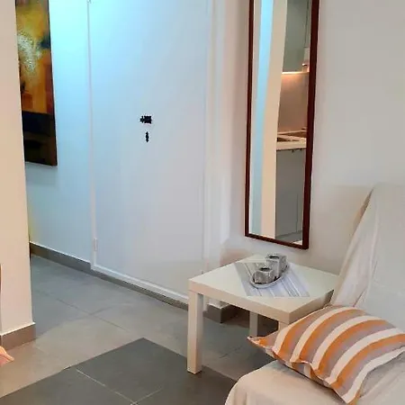 Mng-apart Playa Americas Honda Apartman *